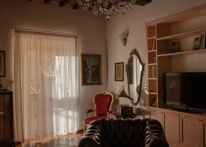 Borgo Della Rocca Frühstückspension *