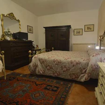 Borgo Della Rocca * Монтемурло