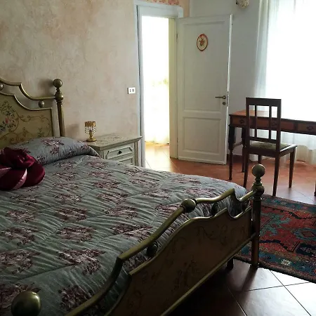 Borgo Della Rocca * Монтемурло